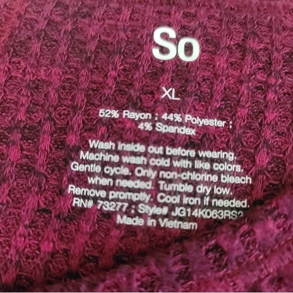 Oversized Cozy Long sleeve Wine Chalet Juniors Size XL - Picture 4 of 5